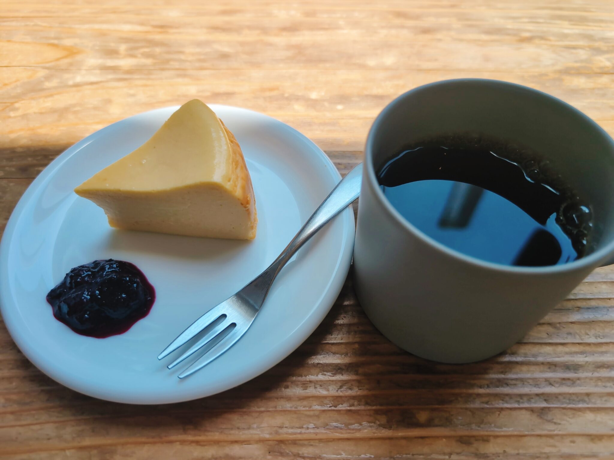 チーズケーキとコーヒー